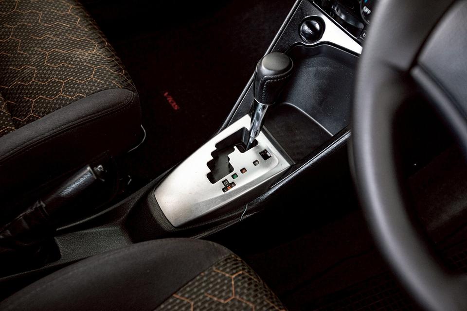 Toyota Vios 1.5E ปี 2017 สีขาว 19