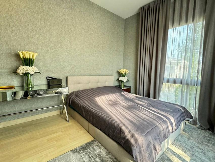 Executive Designer Home Near Bangkok — Elegant & Convenient 16