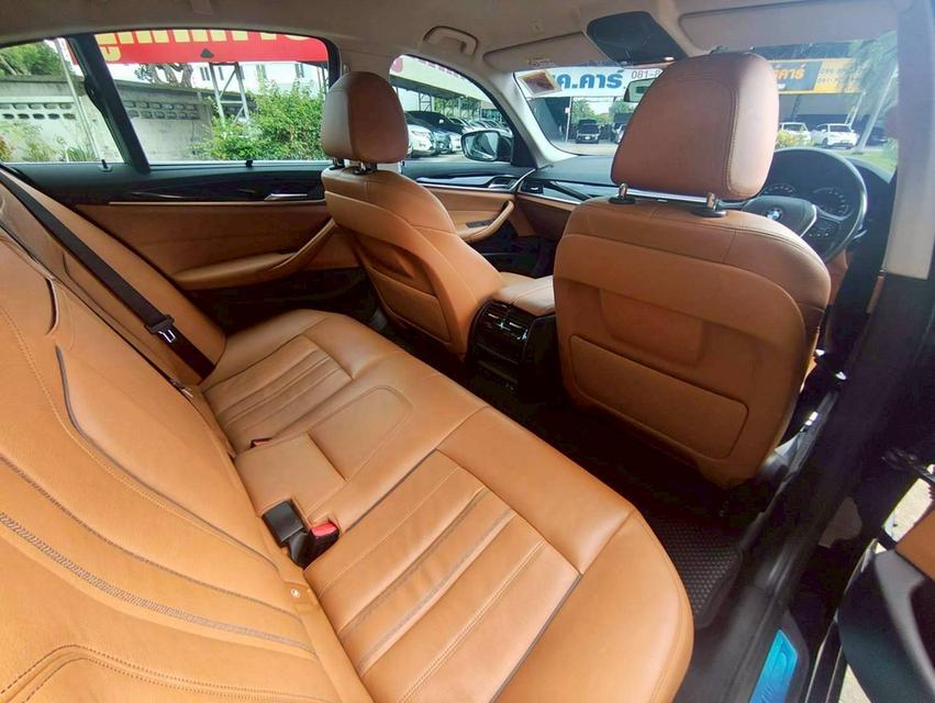 ขาย BMW 530e 2.0Elite ปี20 12