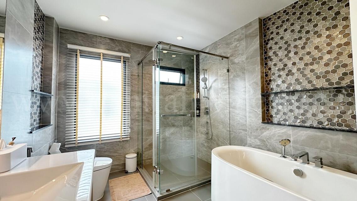 บ้านเดี่ยวหรู สไตล์ Modern เศรษฐสิริ กรุงเทพ - ปทุมธานี วิวสนามกอล์ฟ Panorama ดีที่สุดในโครงการ  13