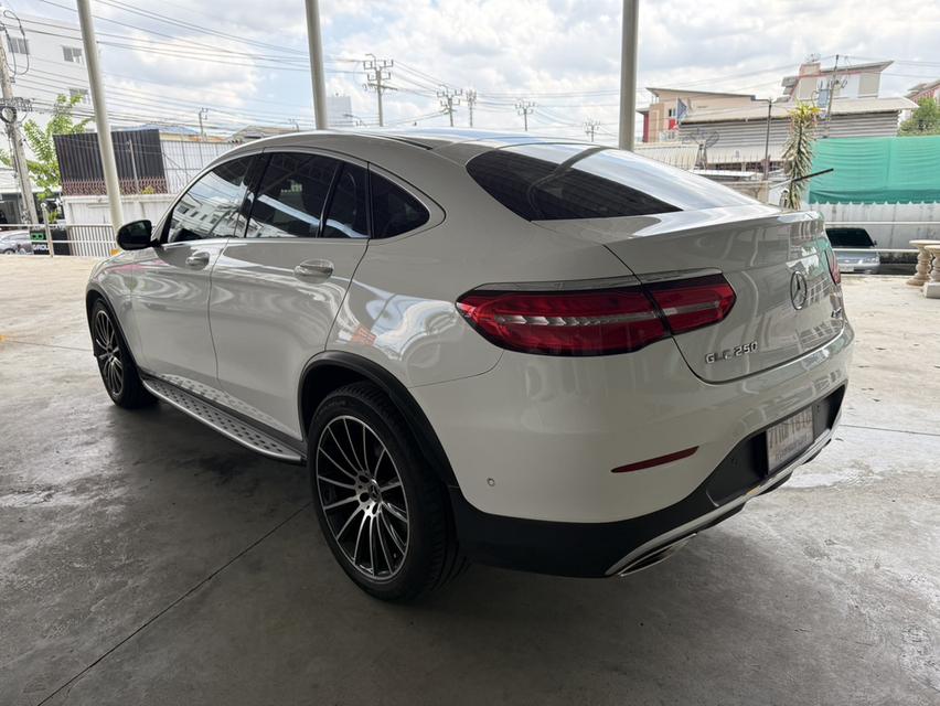 ปี 2019 BENZ GLC-CLASS, 250 COUPE AMG PLUS สีขาว ออโต้ รูปที่ 5