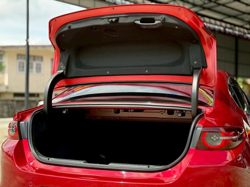 ปี 2020 MAZDA MAZDA3, 2.0 SP ตัวท็อป สีแดง มือเดียวป้ายแดง 16