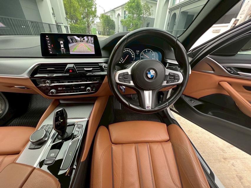 BMW 520 d M-Sport ปี 20 สีขาว ดีเซล ไมล์น้อยสุดในตลาด 40000 โลแท้ๆ หาไม่ได้แล้ว มือเดียว สภาพเหมือนป้ายแดง 7
