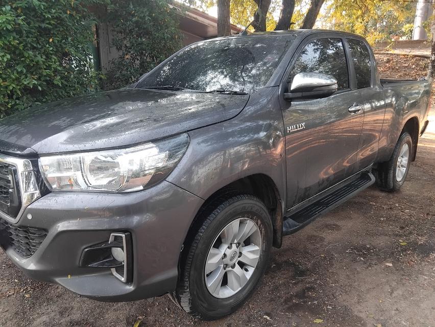 toyota hilux revo มือสองปี 2018 รูปที่ 2