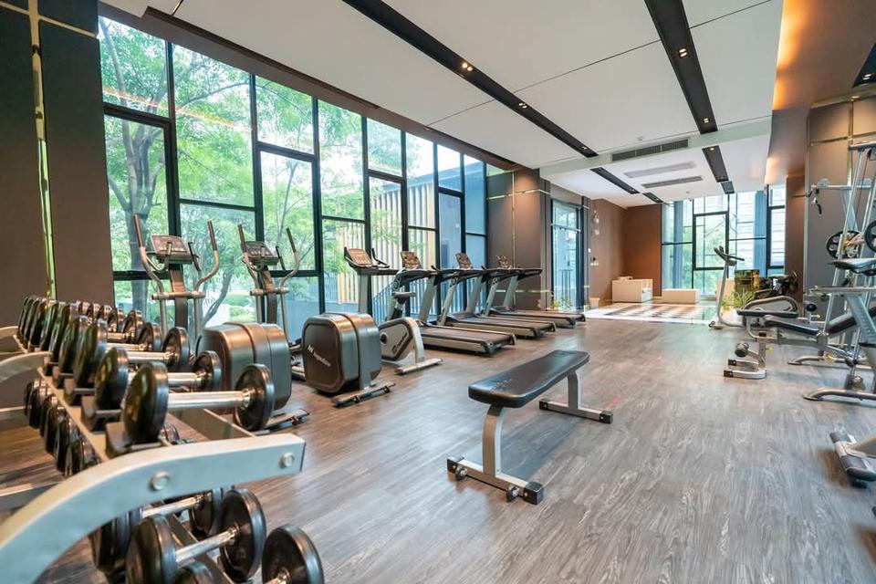 ขายคอนโด●ทำเลดี●ห้องกว้าง●วิวสวน●ห้องมุม●ระเบียงสองฝั่ง●เจ้าของขายเอง 2