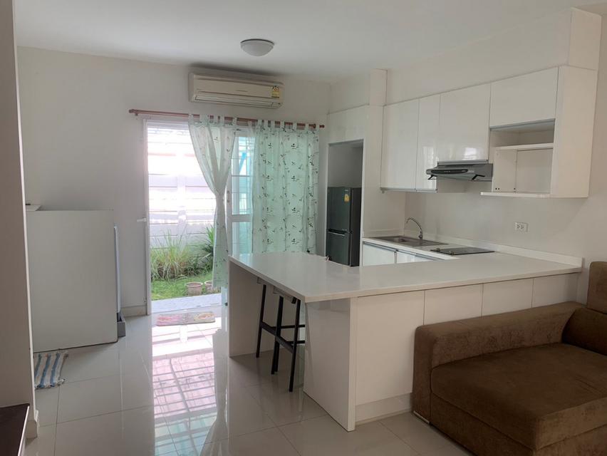 หมู่บ้านฮาบิทาวน์ วัชรพล ให้เช่าทาวน์โฮม 2 ชั้น 25 ตารางวา 3 ห้องนอน 2 ห้องน้ำ ถนนเมนติดสวน ใกล้ทางด่วนรามอินทรา-อาจณรงค์ 4