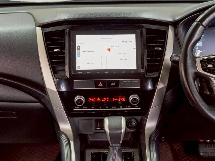 Mitsubishi  Pajero Sport 2.4 GT Premium 4WD  ปีจด 2020 19