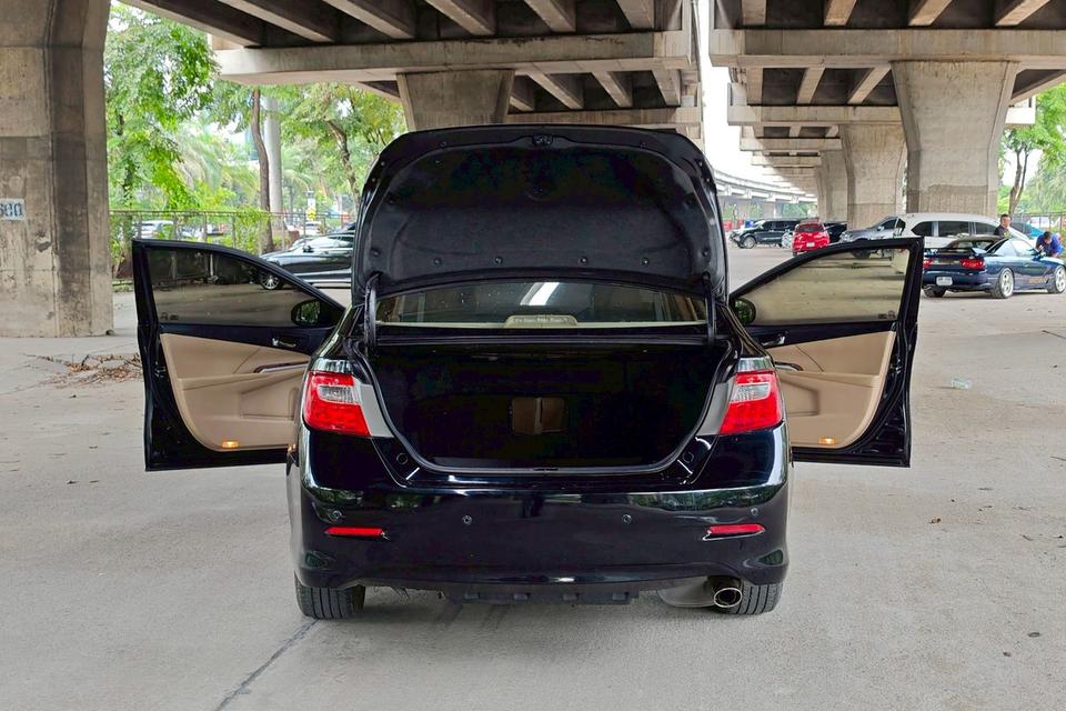 Toyota CAMRY 2.5 G AT ปี 2012 เบนซิน (ถอดแก๊สแล้ว) เกียร์ออโต้ 9