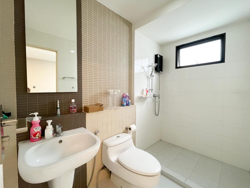 ทาวน์โฮม The Terrace รามอินทรา 65 ตกแต่งใหม่ พร้อมอยู่ ถนนเมน 12