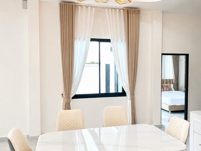 For Sale — Brand-New Modern Pool Villa at Thung Klom-Tan Man Soi 12, PattayaBrand-new single-storey pool villa for sale at Thung Klom-Tan Man Soi 12. 4