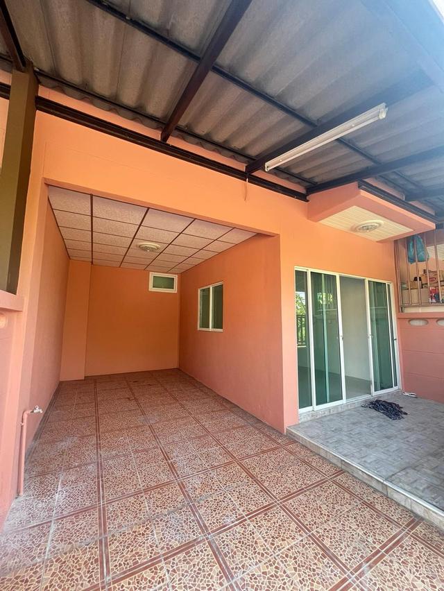 ทาวน์โฮม 3ชั้น หมู่บ้านเพชรทวี พุทธมณฑล สาย5 2