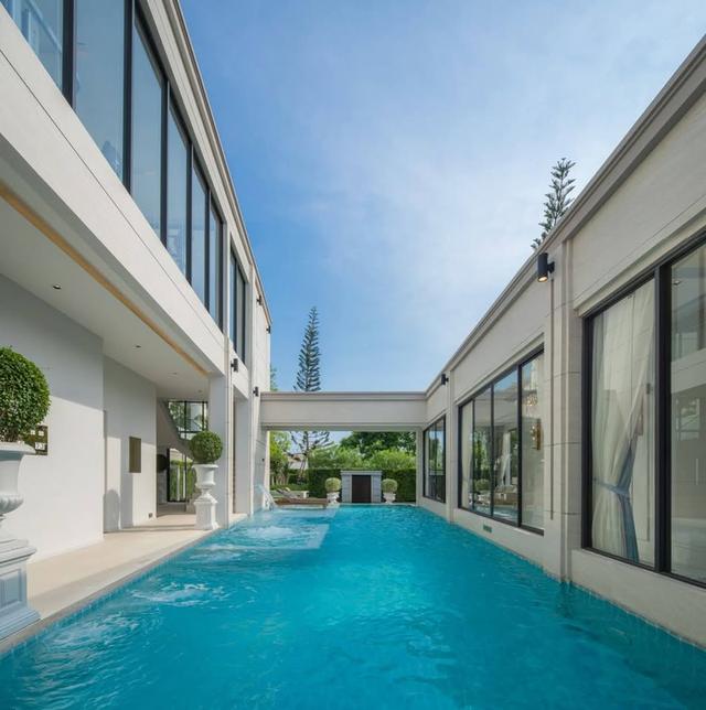Luxury  House For Sale 11,000,000 TH 2