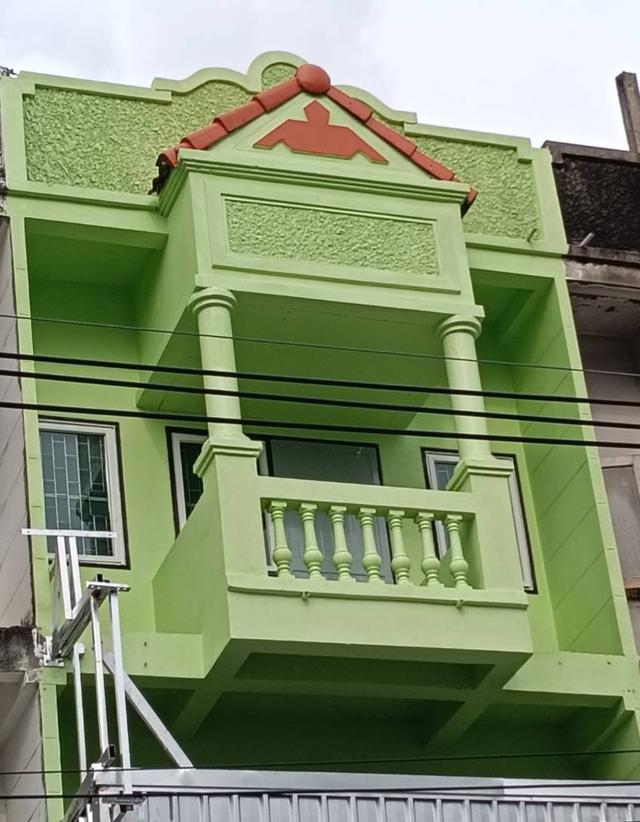 ให้เช่า 3 ชั้น มีดาดฟ้า 1