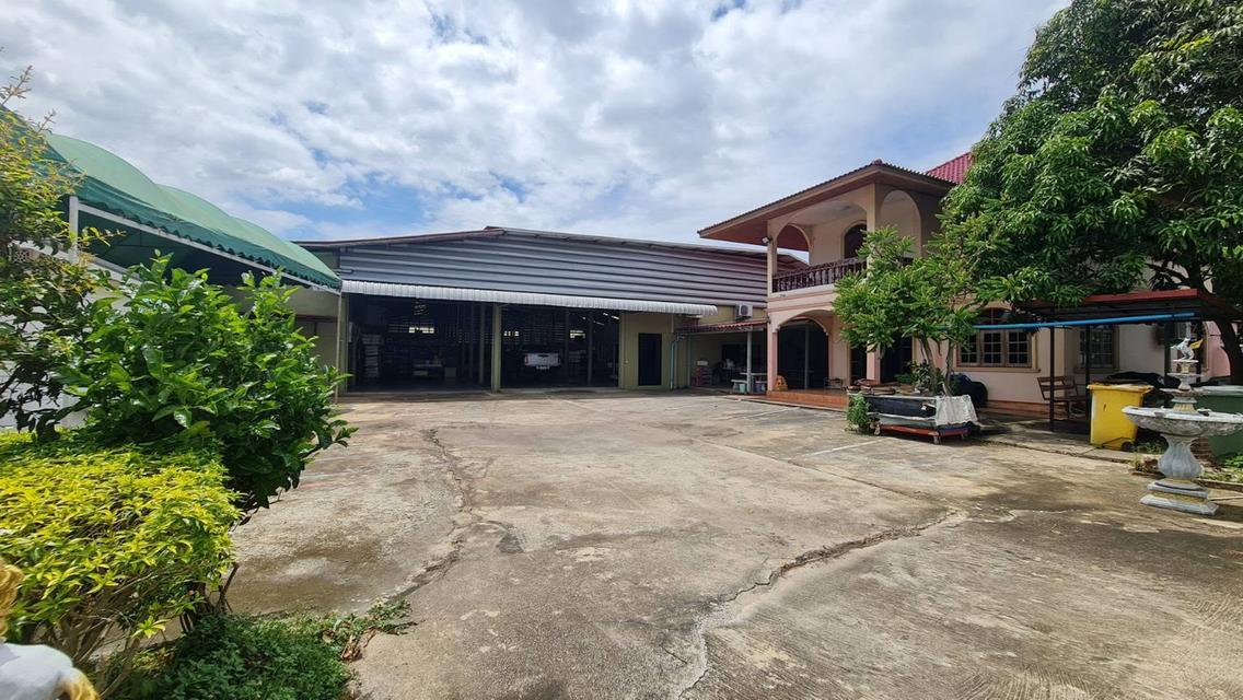 ขาย ให้เช่า โรงงานพื้นที่ 2,400 ตร.ม. ย่านอำเภอเมืองสมุทรสาคร ครบทุกฟังก์ชันสำหรับเจ้าของธุรกิจ 1