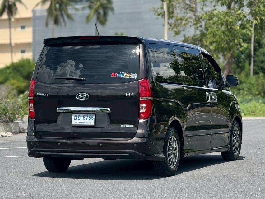 Hyundai H1 2.5 Elite (Minorchange) 2019 สีน้ำตาล ออโต้