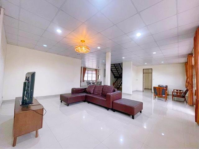 ใกล้เดอะมอลล์ 6นอน 4น้ำ 2แอร์ เฟอร์ครบ MRTท่าพระ 499ม. จรัญ1-5 ให้เช่าบ้าน 2ชั้น ม.สยาม 4