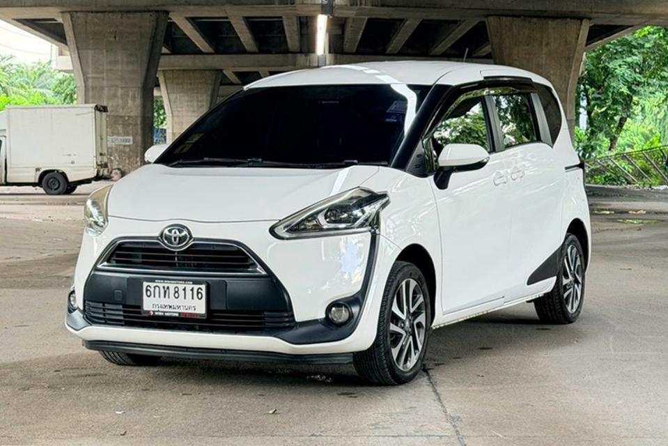 🚗 2017 Toyota Sienta 1.5 V AT