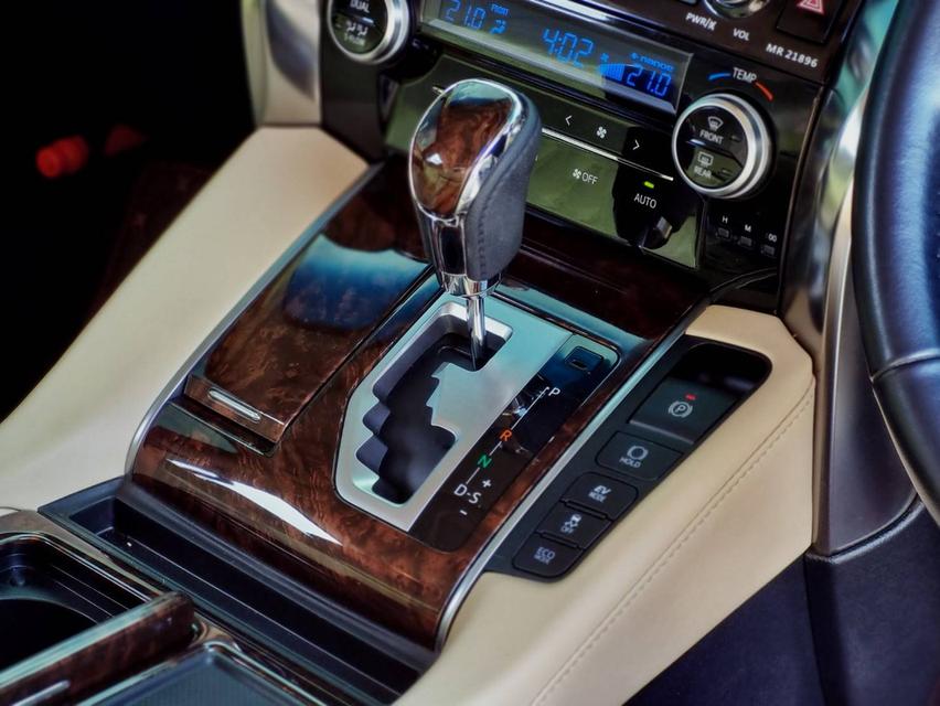 Toyota Vellfire X Hybrid (MNC) ปี 2018 ( จด 19 ) ไมล์ 50,xxx km 14