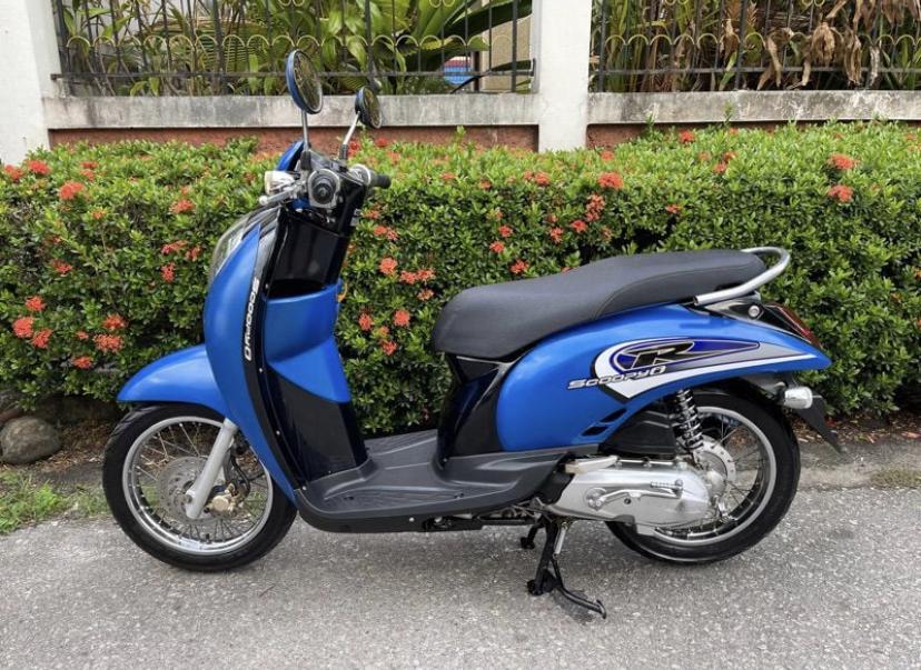 Honda Scoopy สีน้ำเงิน