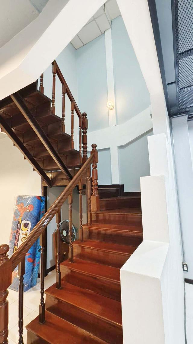 ให้เช่าทาวน์เฮ้าส์2ชั้น หมู่บ้านฟ้ารังสิต ธัญญะคลอง4 รังสิต ติดถนนรังสิต-นครนายก ปทุมธานี ใกล้ทางด่วน,โลตัส,ดรีมเวิล์ด พท.16 ตรวา.2นอน,2น้ำ 1ครัว แอร 4