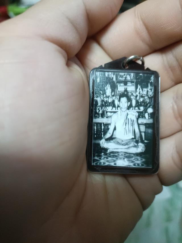 รูปพ่อเที่ยง น่วมมานา บ้านมีดี (เก๊)