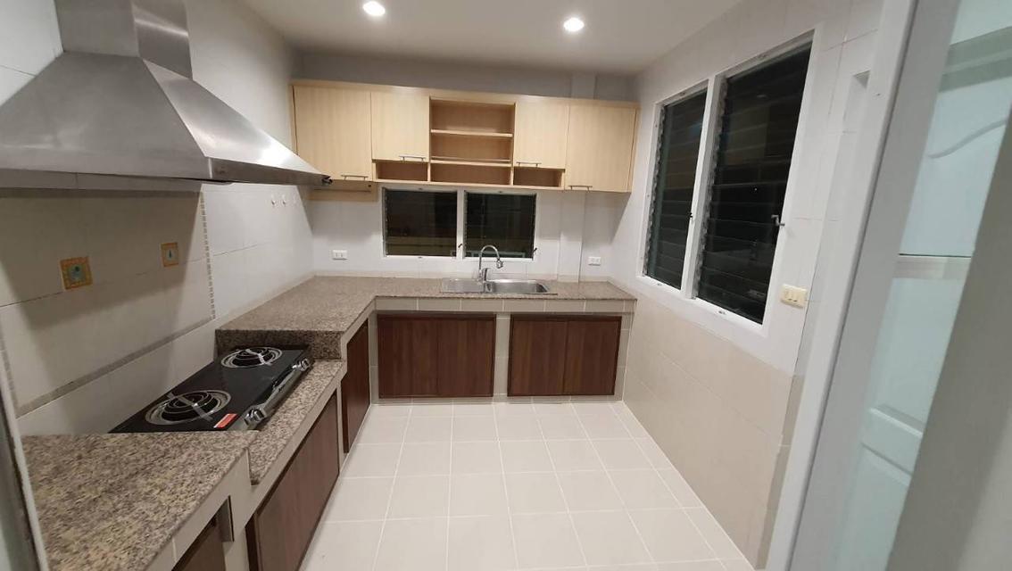 ให้เช่าบ้านเดี่ยว 2 ชั้น หมู่บ้านชัยพฤกษ์ เรียบคลอง4 ฝั่ง รังสิต-นครนายก ซ.19 ปทุมธานี ใกลโลตัสคลอง4,รร.สวนกุหลาบรังสิต,ดรีมเวิล์ด ค่าเช่า 26,000.-/เด 4