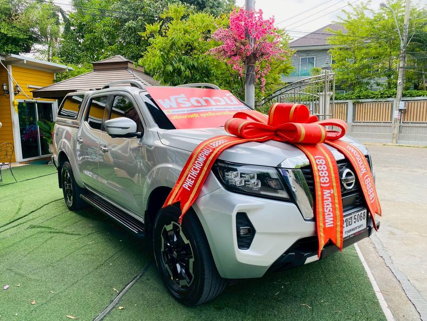 NISSAN NAVARA DOUBLE CAB VL 7AT 4WD ตัวท็อป ปี 2022 ล้อแม็กซ์เดิมสวย ยางพร้อมใช้งาน