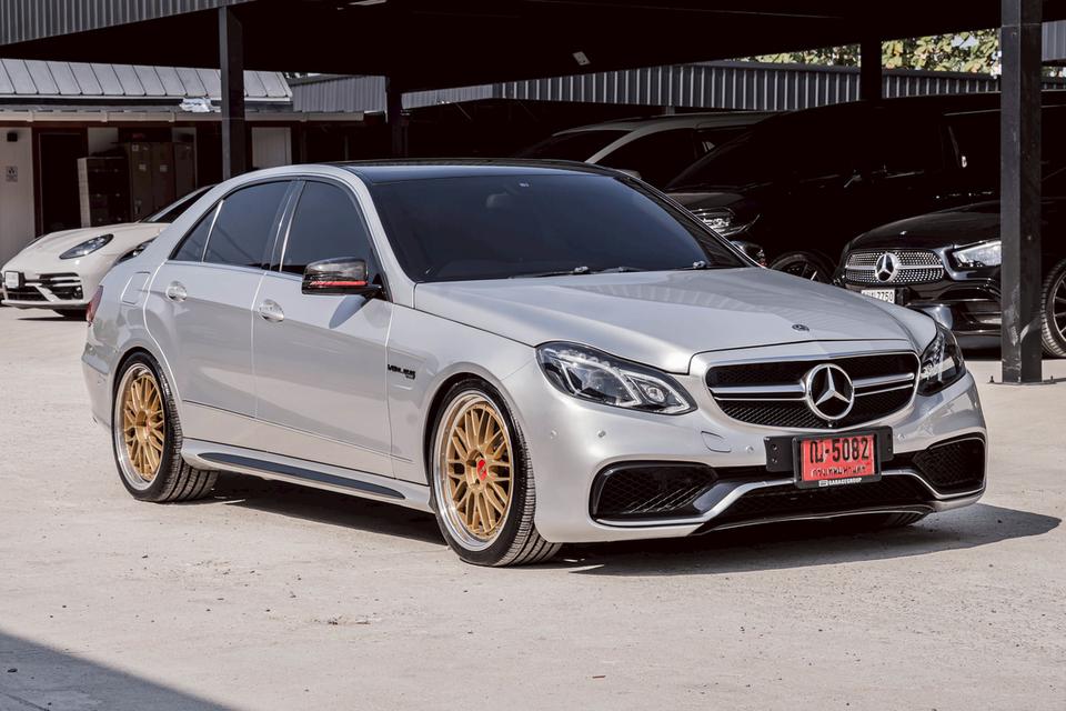 รหัสรถ 67GG373 Mercedes Benz W212 แต่งเป็น E63 FACELIFT Look ปี 2012 รูปที่ 2