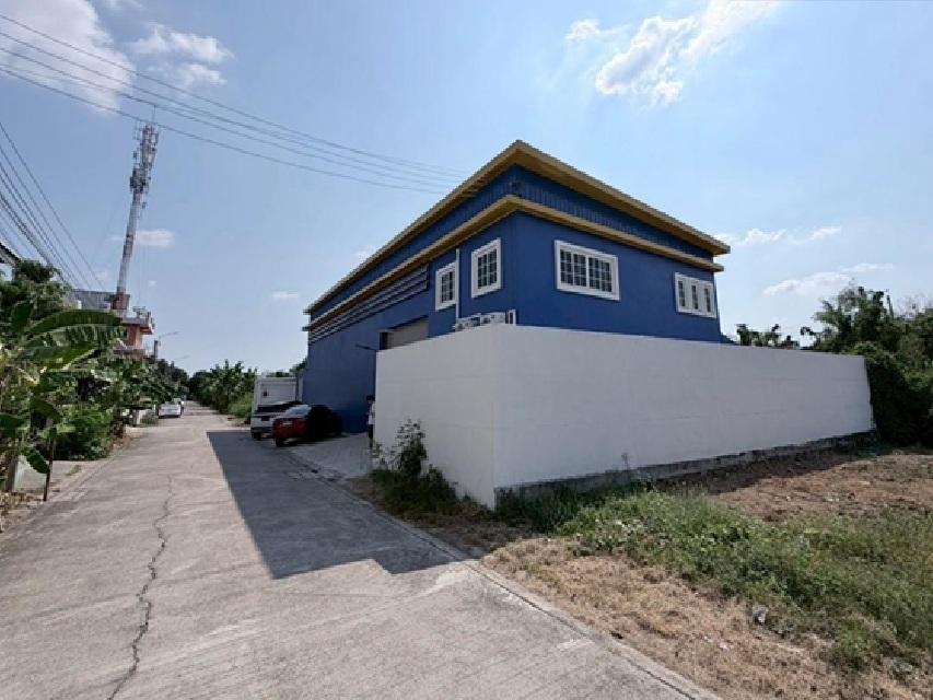 ให้เช่าโกดังพร้อมสำนักงานพร้อมห้องพัก / พื้นที่ใช้สอย 405 ตารางเมตร / Office 2 ชั้น / ทำเล ถนนกาญจนาภิเษก ติดกับสมาคมปักใต้ 8