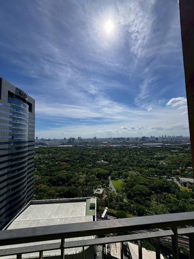 ขายถูก Equinox อีควิน็อคซ์ พหล-วิภา ใกล้ห้าแยกลาดพร้าว ถ.วิภาวดีรังสิต แขวงจอมพล เขตจตุจักร กรุงเทพ 10900 11
