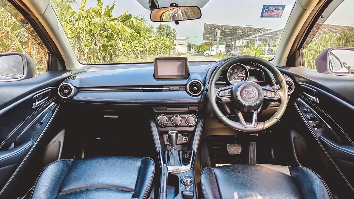 MAZDA 2 Sedan 1.3S Skyactiv-G 6A/T ปี 2020 จด 2021 รูปที่ 12