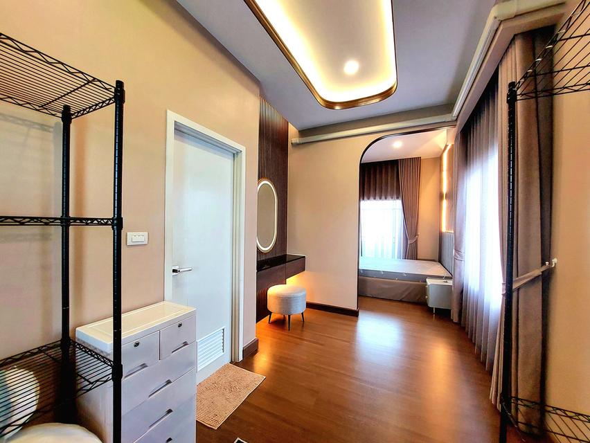 🏡👑 🔥 ขาย/เช่าด่วน! บ้านเดี่ยว 2 ชั้น แกรนด์บริทาเนีย พระราม 9 - กรุงเทพกรีฑา (4 นอน 4 น้ำ 215 ตร.ม.) ถนนเมน วิวสวน 🌳 ใกล้ NEW CBD / มอเตอร์เวย์ 19