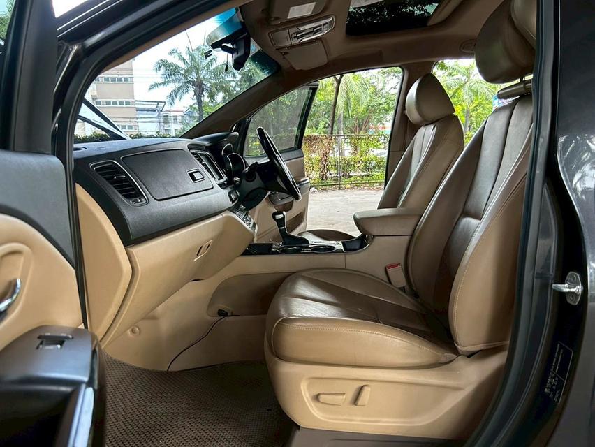 KIA Grand Carnival 2.2 SXL ดีเซล AT ปี 2018 17