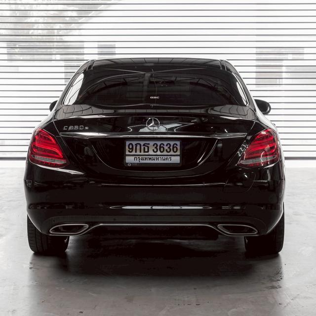 รหัสรถ 67GG3636 BENZ C350e AVANTGARDE ปี 2018