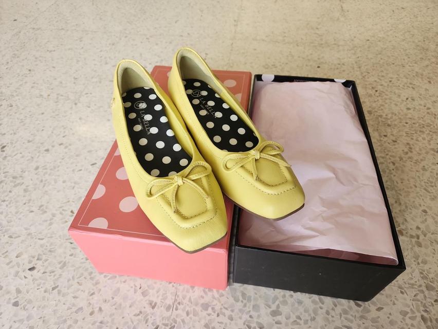 ส่งต่อรองเท้า La Bella Polka dots สีเหลือง ไซส์ 38  2