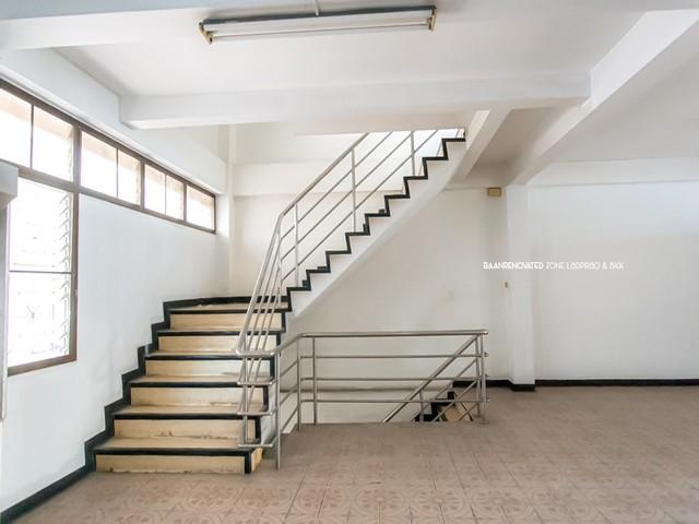 ขายตึกแถวขนาดใหญ่ 6.5 ชั้น ทำเลทอง ประชาราษฎร์บำเพ็ญ ซอย 5 ใกล้ MRT ห้วยขวาง เพียง 600 เมตร เหมาะทำเป็น Office ธุรกิจ หร 4