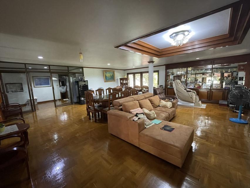 ขาย/เช่า บ้านเดี่ยวในสนามกอล์ฟเมืองเอก ทำเลดี บรรยากาศร่มรื่น ขนาด 311 ตรว. 3
