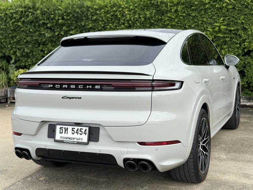 Porsche Cayenne E-Hybrid Coupe ปี2024