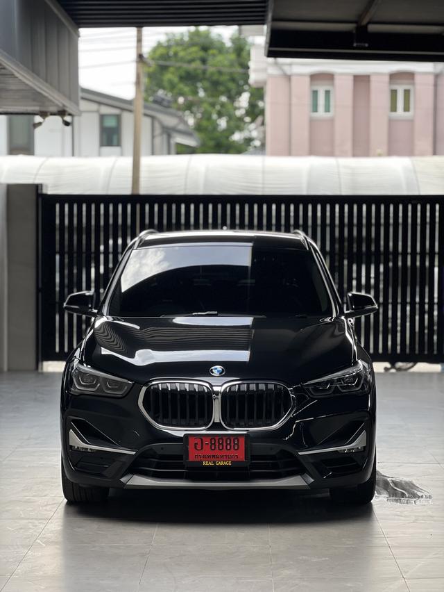 BMW X1  2
