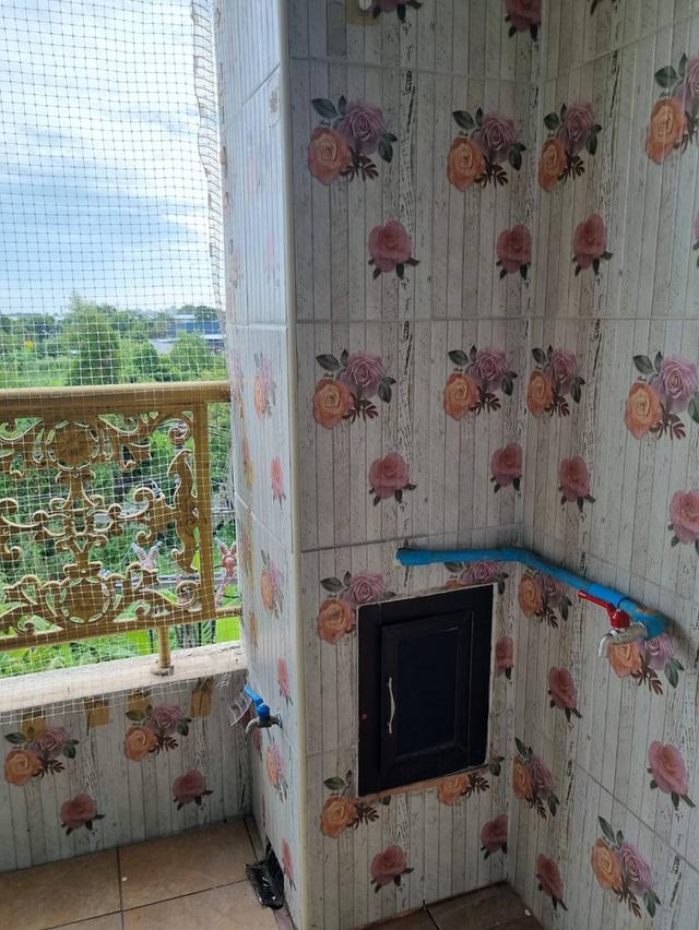 คอนโดณ็องเซลิเซ่ ศรีสมาน 8