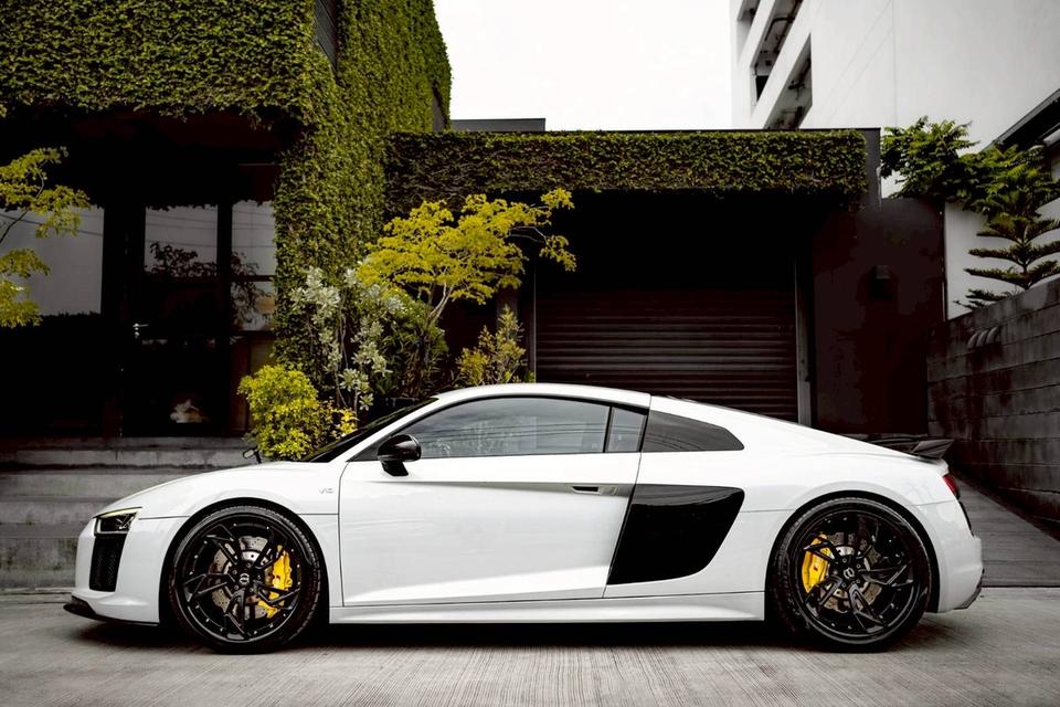 รหัสรถ PR6969 ⬛️🟥Audi New R8 V10  ( Minor Change. 2018) 17