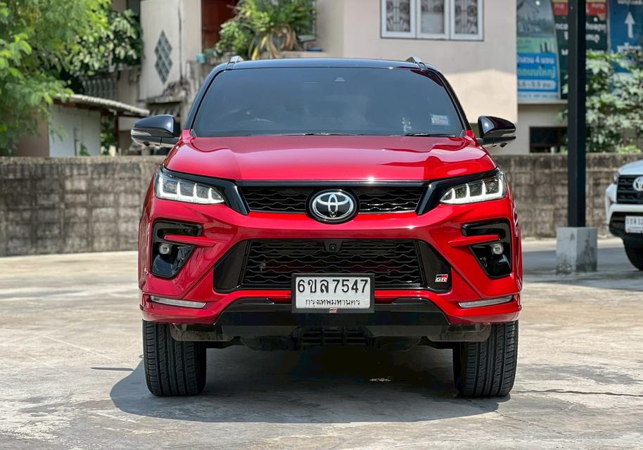 ปี 2025 TOYOTA FORTUNER, 2.8 GR SPORT BLACK TOP 4WD รูปย่อยที่ 2