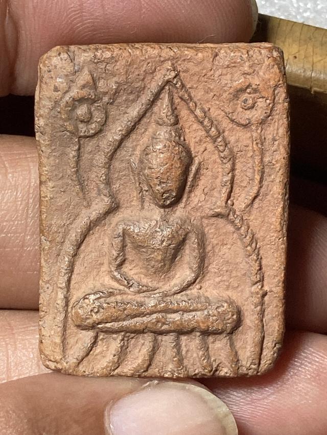 พระขุนแผนหน้าค่าย ลพ.โหน่ง วัดคลองมะดัน สุพรรณบุรี