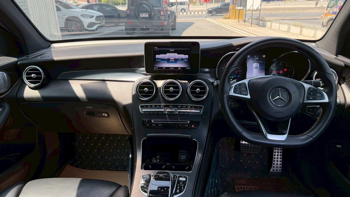 รหัสรถ KPV803 2019 BENZ GLC 250d AMG DYNAMIC รูปย่อยที่ 4