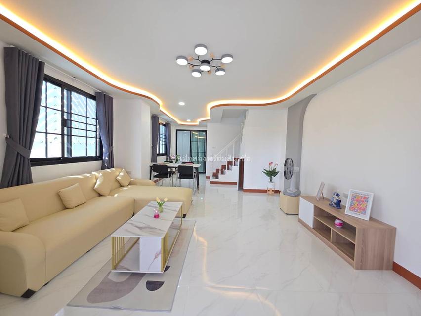 หมู่บ้านเคซี 2 หทัยราษฎร์ 39  5