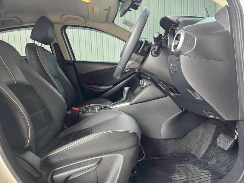 MAZDA MAZDA2 1.3 Sport S Leather ปี 2022 สีขาว โฉม ปี14-ปัจจุบัน 5Dr รูปที่ 9