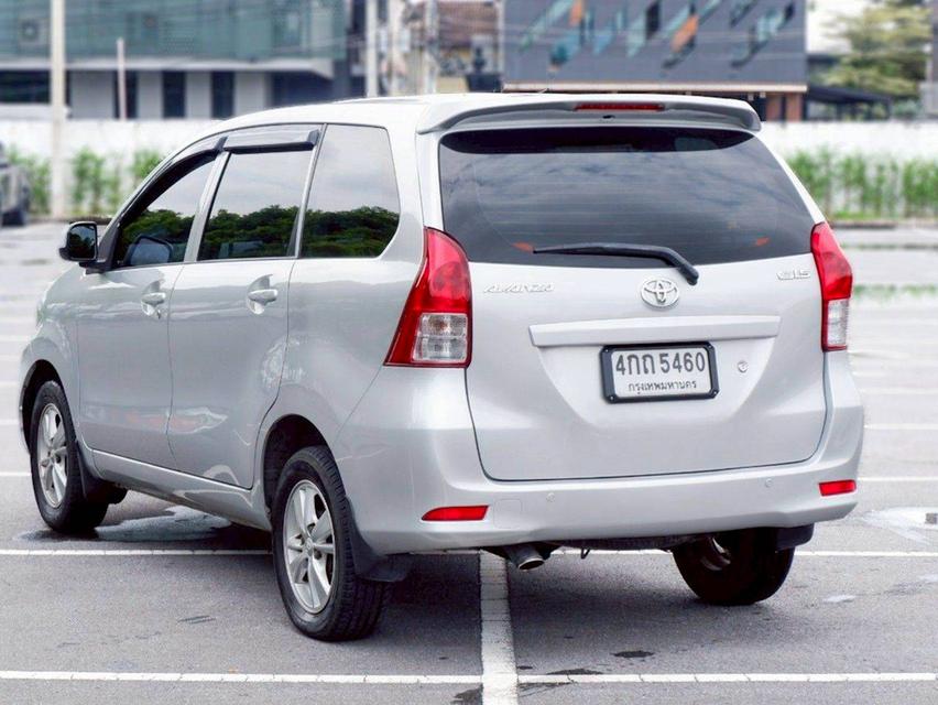 Toyota Avanza 1.5 E เกียร์ Auto สีบอร์นเทา ปี 2014 8