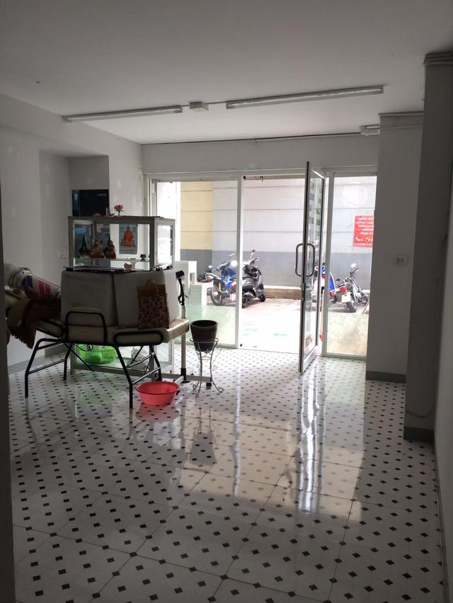 ห้องร้านค้า คอนโดบ้านสวนแจ้งวัฒนะ 3