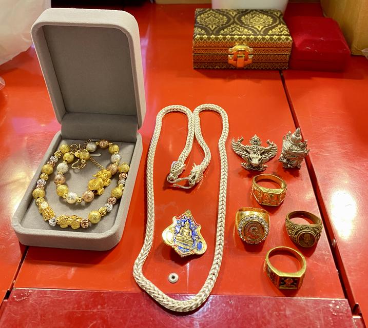 รวมพระเครื่องเก่าๆหลายสำนักเกจิ 3