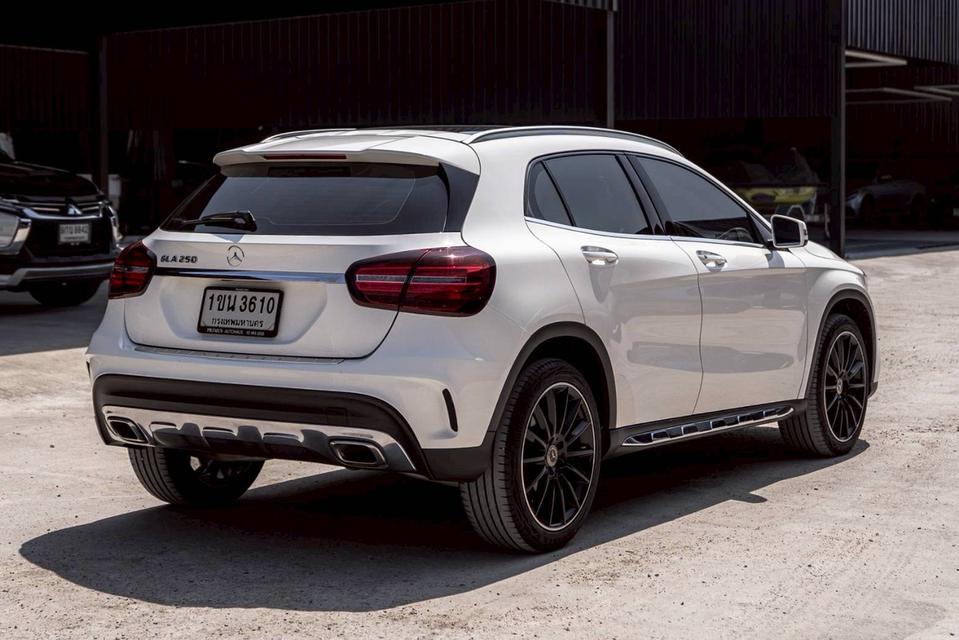 รหัสรถ 67GG3610 BENZ GLA250 AMG Dynamic ปี 2019 รูปที่ 2